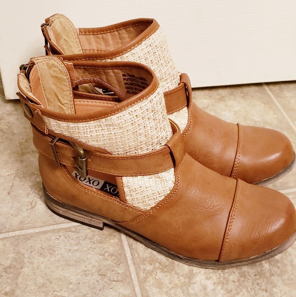 Xoxo Barr tan ankle boots
